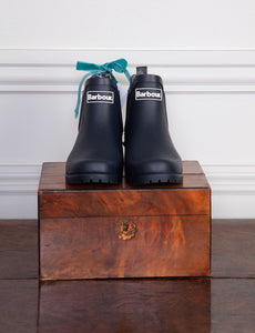 Barbour Wilton Short Wellington Boot – Shop Gina Bowhill