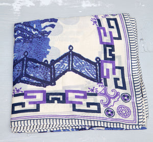 Fabulous Scarf in the Gorgeous Blue and White Willow Pattern